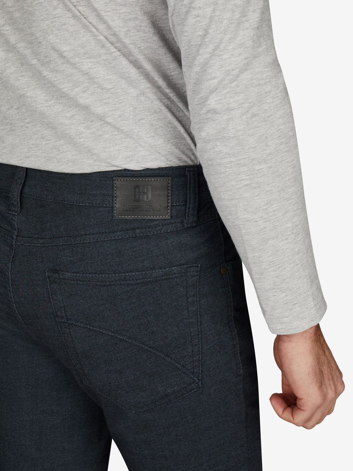 Herrenhose "HENRY 7631" in marine melange von Club of Comfort, bequemes 6-Pocket Design mit elastischem Komfortbund, mobile Tasche, Kontrast-Münztasche, aus Baumwoll- und Woll-Mischgewebe mit Melange-Optik, Regular Fit, schlankes Bein, geeignet für Herbst/Winter.