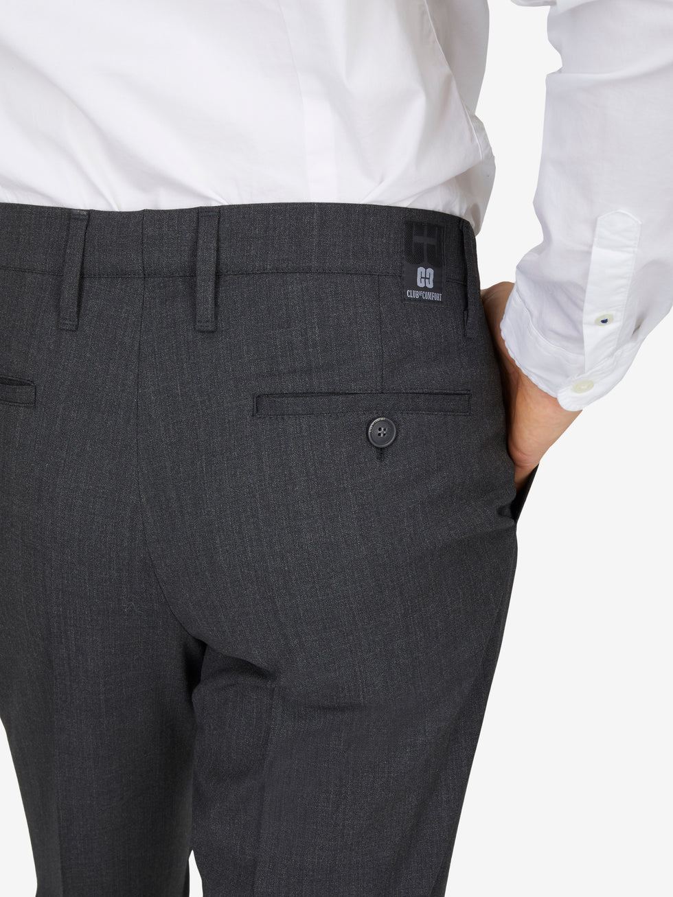 Dunkelgraue SANTOS 2590 Flat Front-Hose von Club of Comfort mit elastischem Komfortbund, Hemdenstopper, geradem Bein und niedriger Leibhöhe, aus maschinenwaschbarer Woll-Misch-Qualität, für Damen und Herren, regular fit, sichtbare Rückenknopfleiste.
