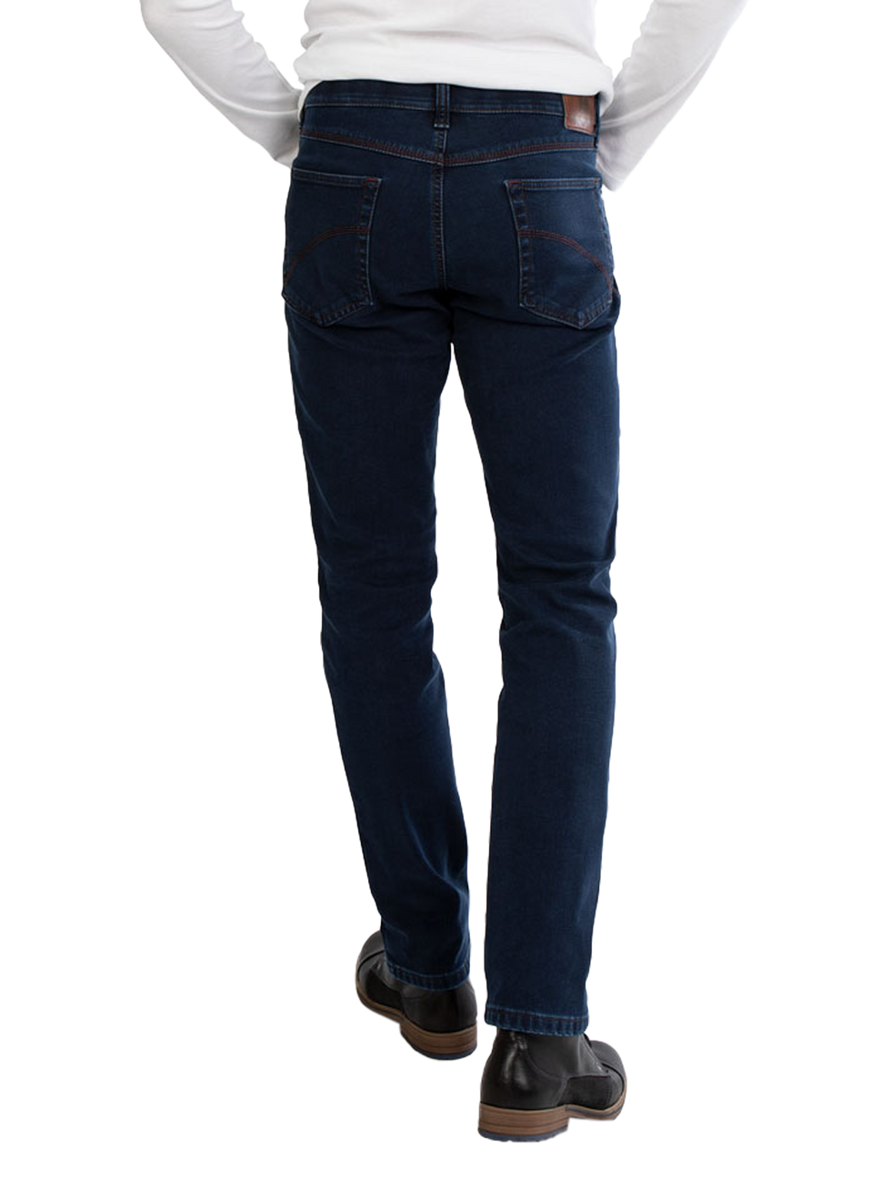 Herrenhose aus dunkelblauem High-Stretch-Denim mit elastischem Komfortbund, 6-Pocket-Design, separater Mobile Pocket in der rechten Vordertasche, Thermolite-Wärmeisolierung, regulärer Leibhöhe, schmaler Beinverlauf, hergestellt von Club of Comfort.
